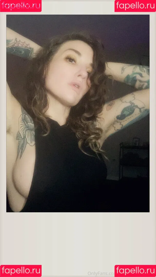 thesmuttymystic Onlyfans Photo Gallery 