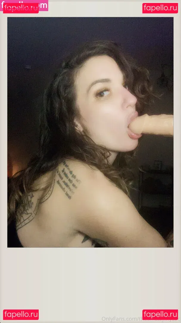 thesmuttymystic Onlyfans Photo Gallery 