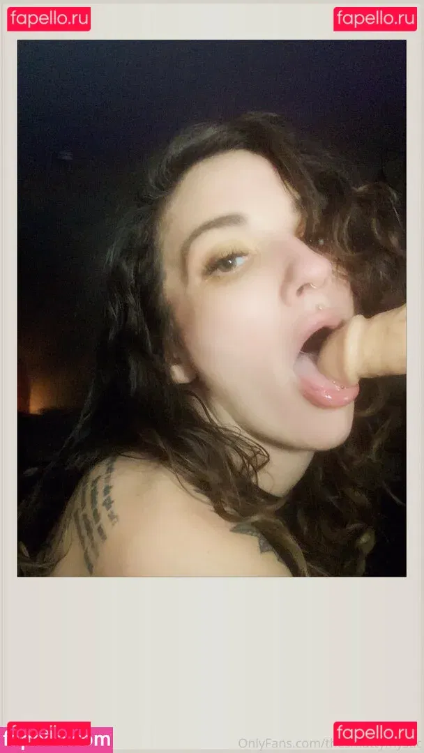 thesmuttymystic Onlyfans Photo Gallery 