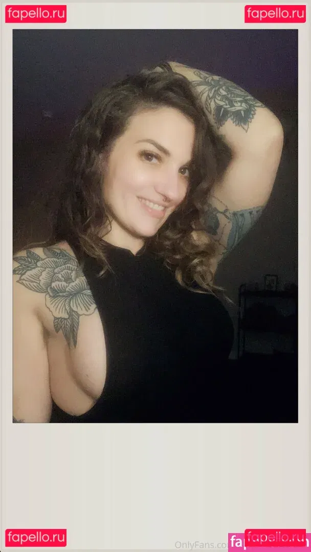 thesmuttymystic Onlyfans Photo Gallery 