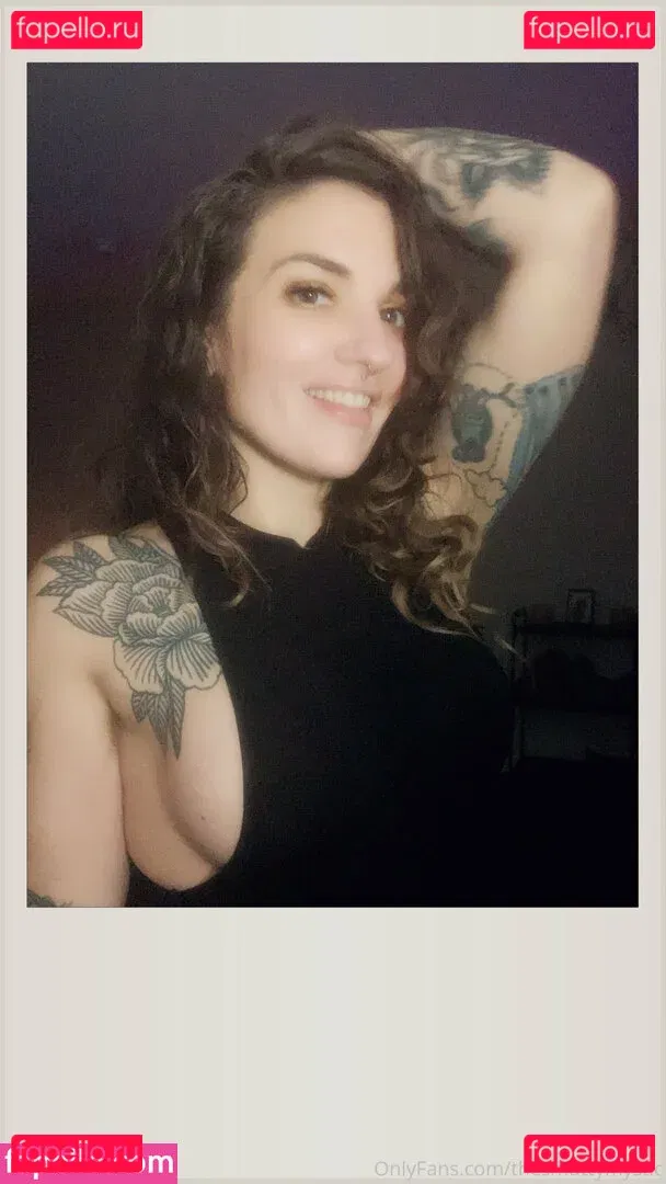 thesmuttymystic Onlyfans Photo Gallery 