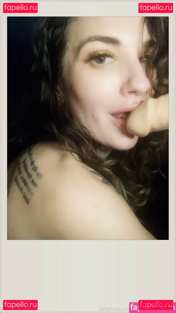 thesmuttymystic Onlyfans Photo Gallery 