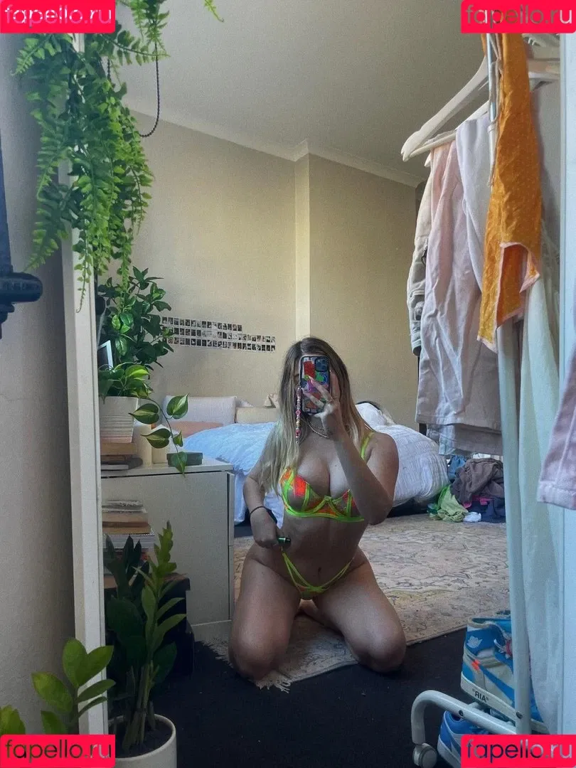 Alliyah Onlyfans Photo Gallery 