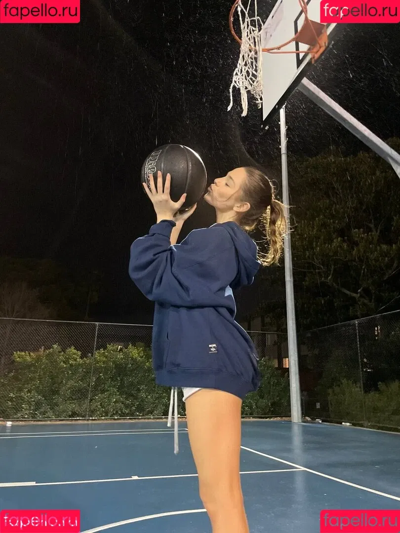 Alliyah Onlyfans Photo Gallery 