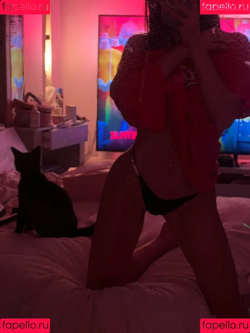 Alliyah Onlyfans Photo Gallery 