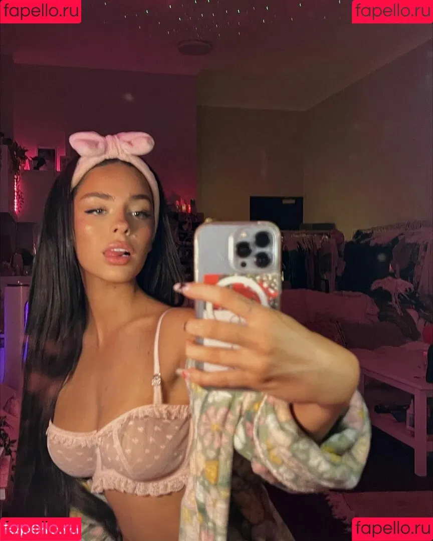 Alliyah Onlyfans Photo Gallery 
