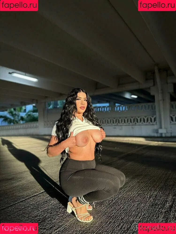 xolatina Onlyfans Photo Gallery 