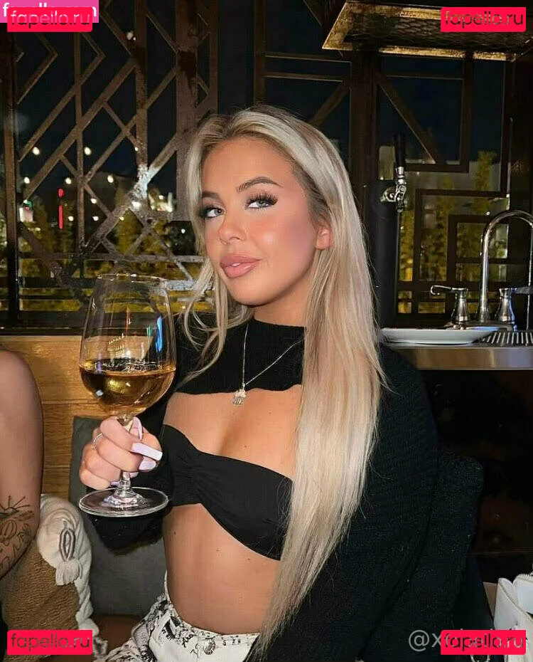 xolatina Onlyfans Photo Gallery 