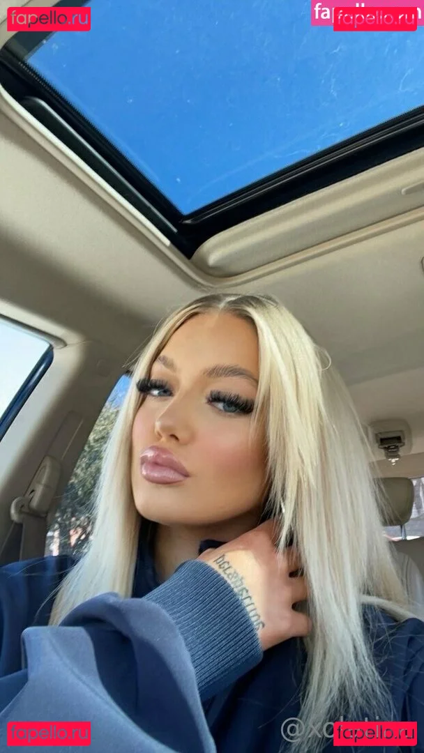 xolatina Onlyfans Photo Gallery 