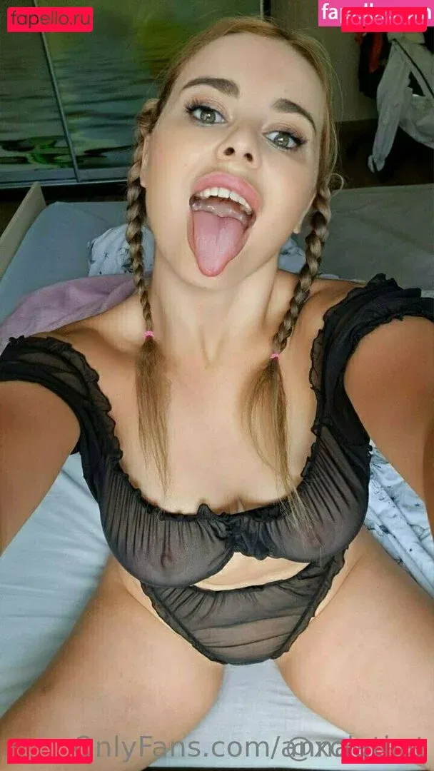 xolatina Onlyfans Photo Gallery 