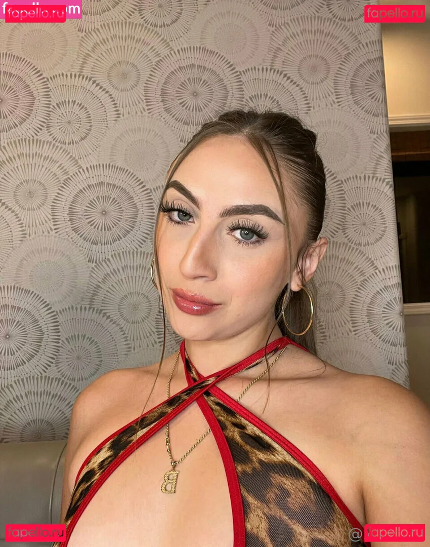 xolatina Onlyfans Photo Gallery 