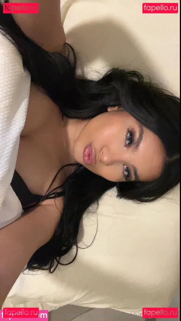 xolatina Onlyfans Photo Gallery 