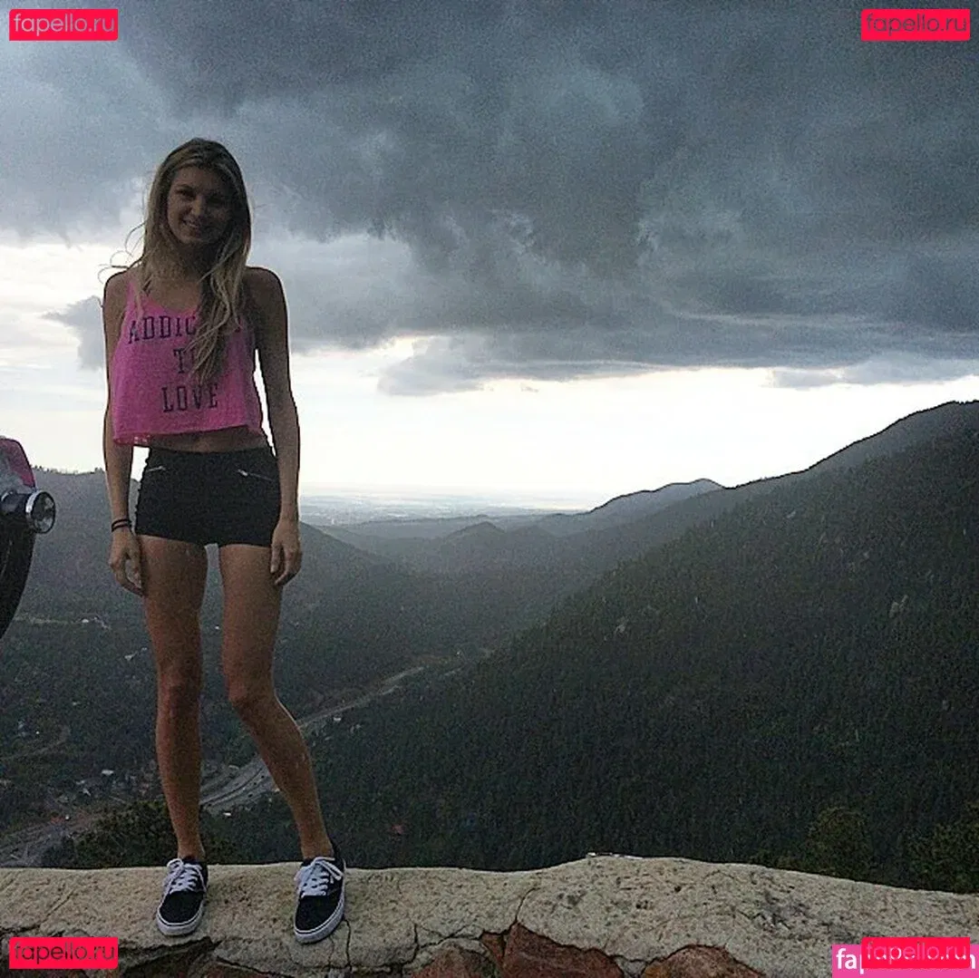 Krystal Gable Onlyfans Photo Gallery 