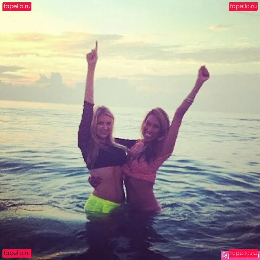 Krystal Gable Onlyfans Photo Gallery 