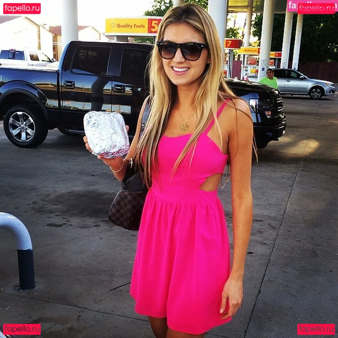 Krystal Gable Onlyfans Photo Gallery 