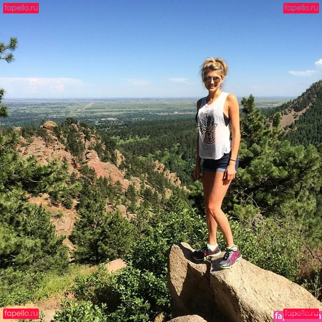 Krystal Gable Onlyfans Photo Gallery 