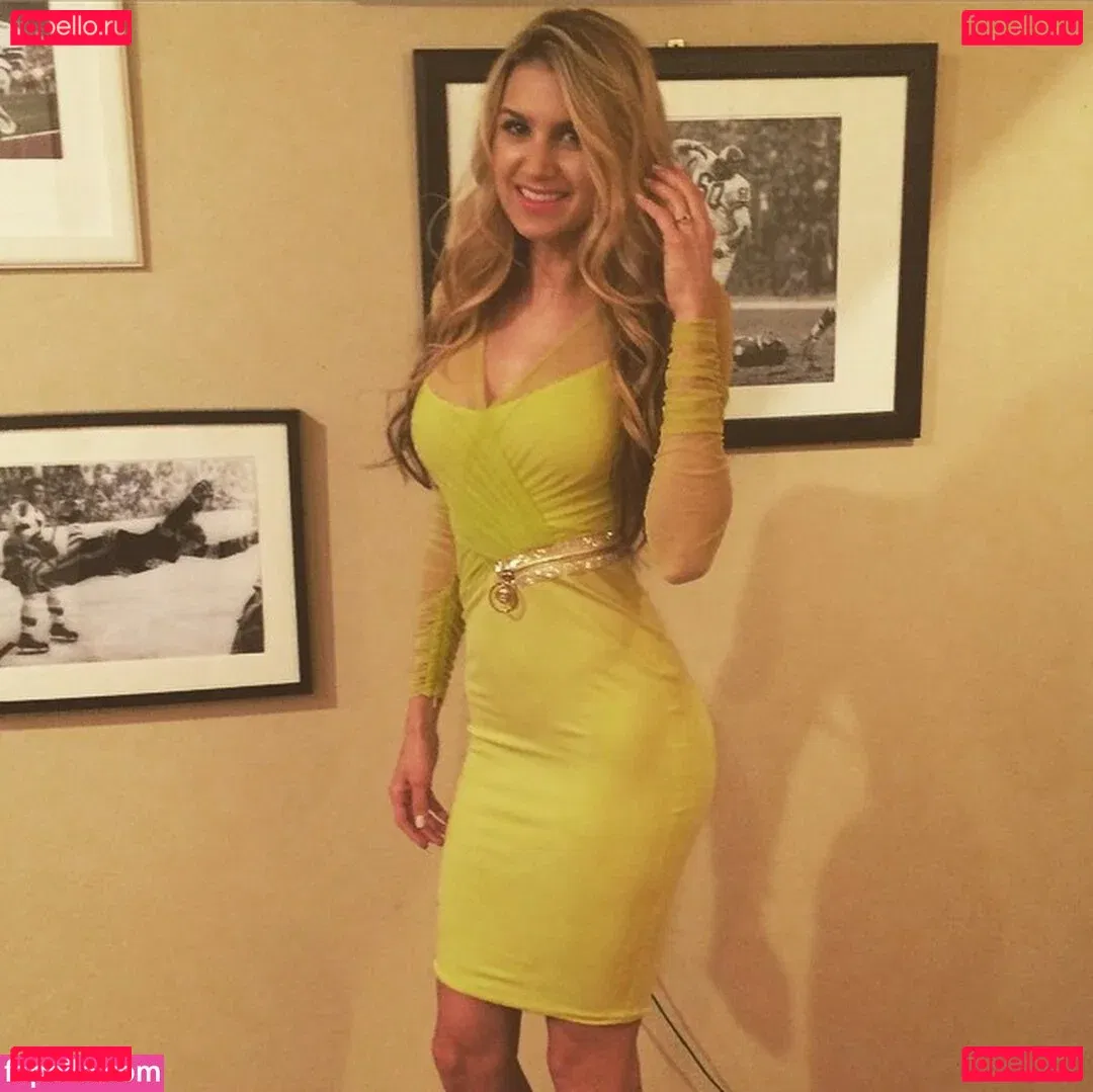 Krystal Gable Onlyfans Photo Gallery 