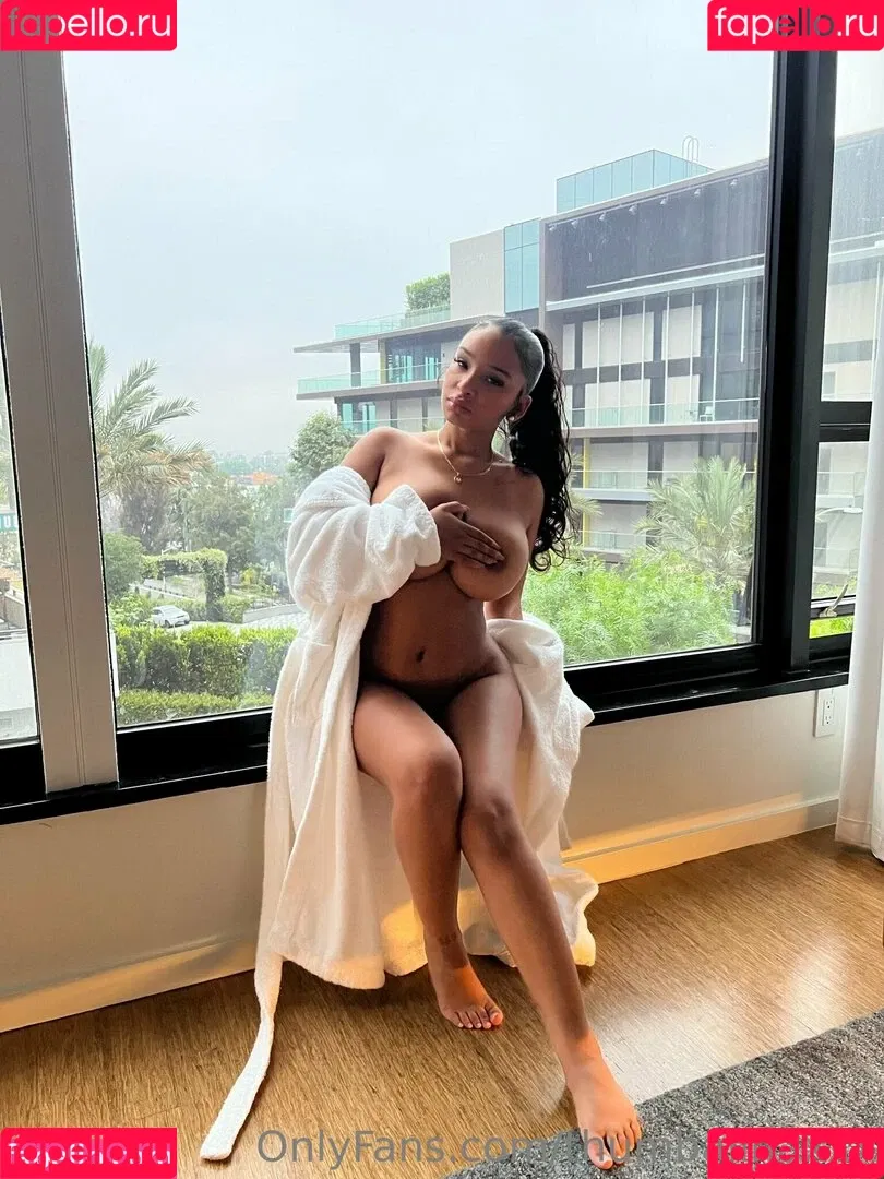 thumbalinaxxx Onlyfans Photo Gallery 