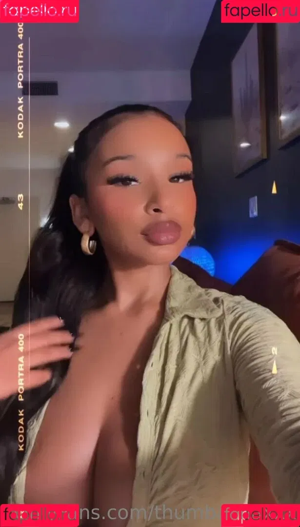 thumbalinaxxx Onlyfans Photo Gallery 