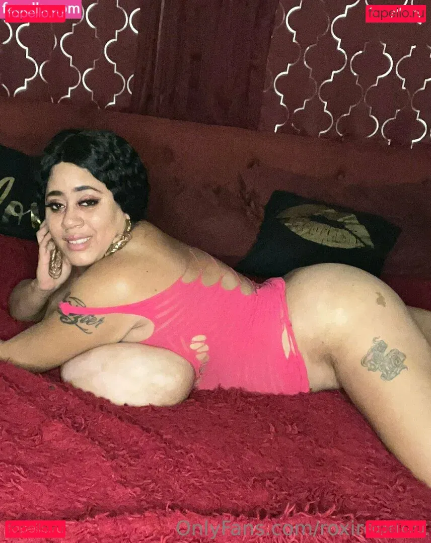 roxiredhott Onlyfans Photo Gallery 
