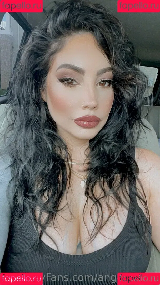 angel-babie Onlyfans Photo Gallery 