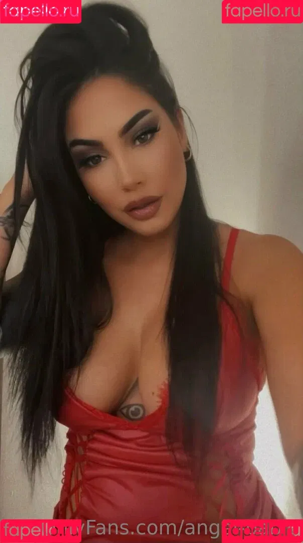 angel-babie Onlyfans Photo Gallery 