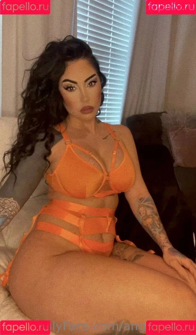 angel-babie Onlyfans Photo Gallery 