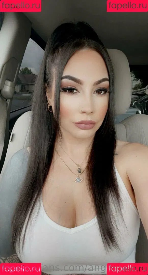angel-babie Onlyfans Photo Gallery 