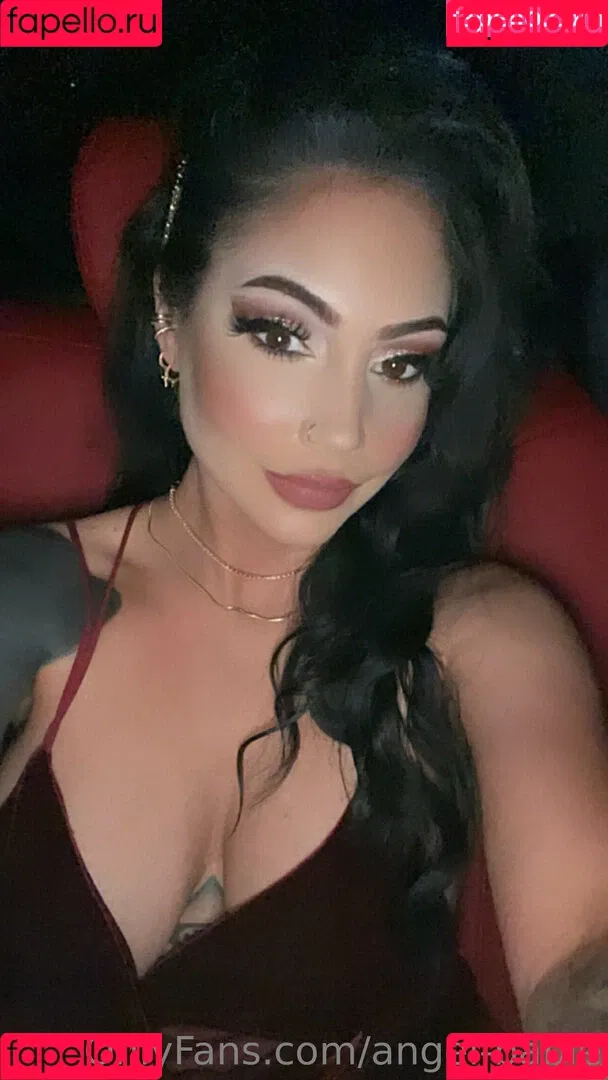 angel-babie Onlyfans Photo Gallery 