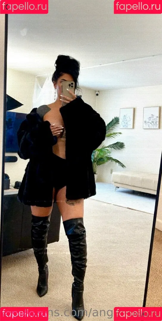 angel-babie Onlyfans Photo Gallery 