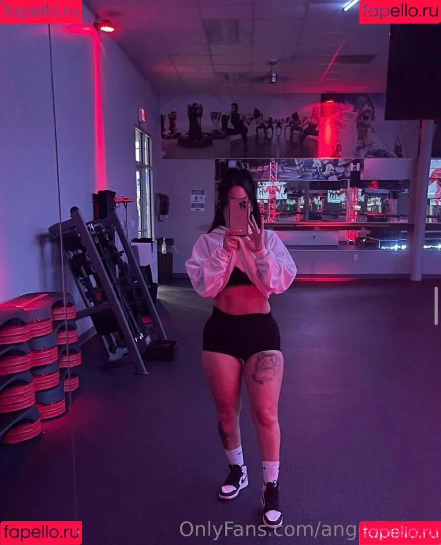 angel-babie Onlyfans Photo Gallery 