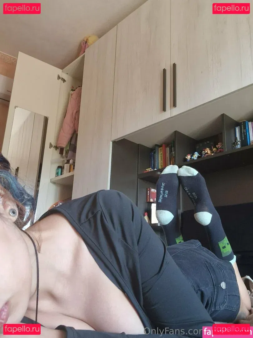 freenirvy Onlyfans Photo Gallery 