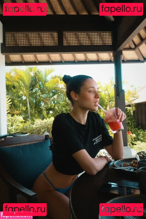 Daniela Melchior Onlyfans Photo Gallery 