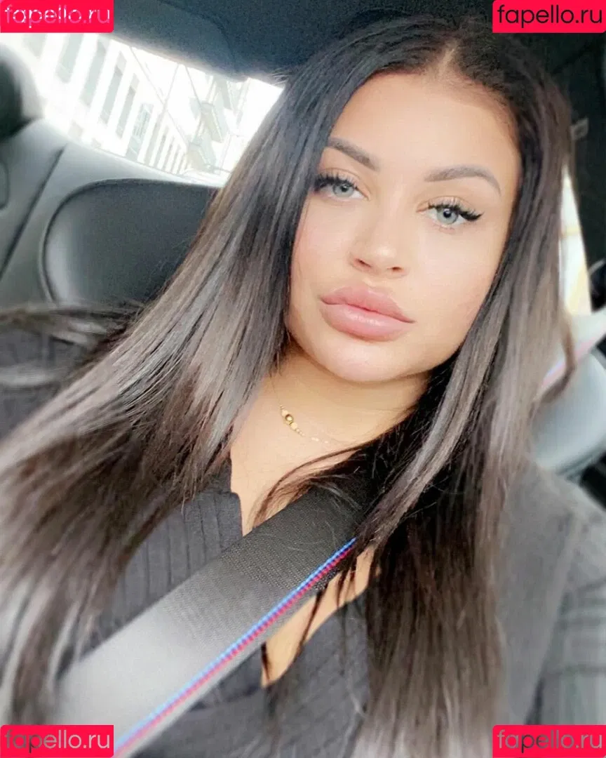 elena.csb Onlyfans Photo Gallery 