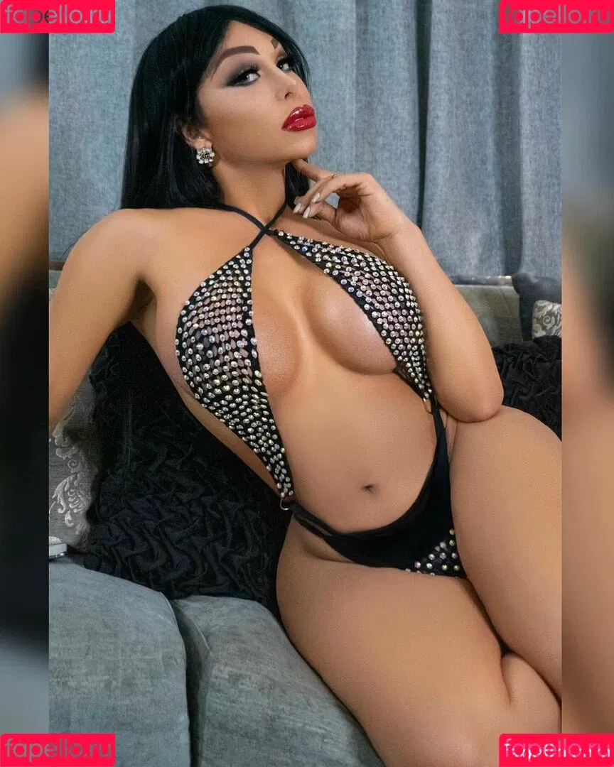 Valeria Irons Onlyfans Photo Gallery 