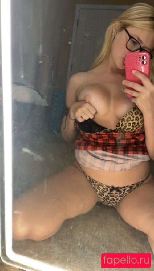 Thecamarogirl99 Nude Onlyfans Photo 7