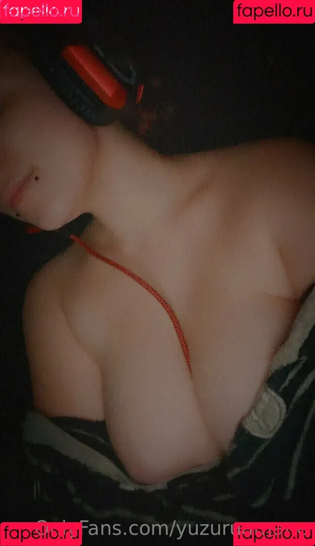 yuzuruamane Onlyfans Photo Gallery 