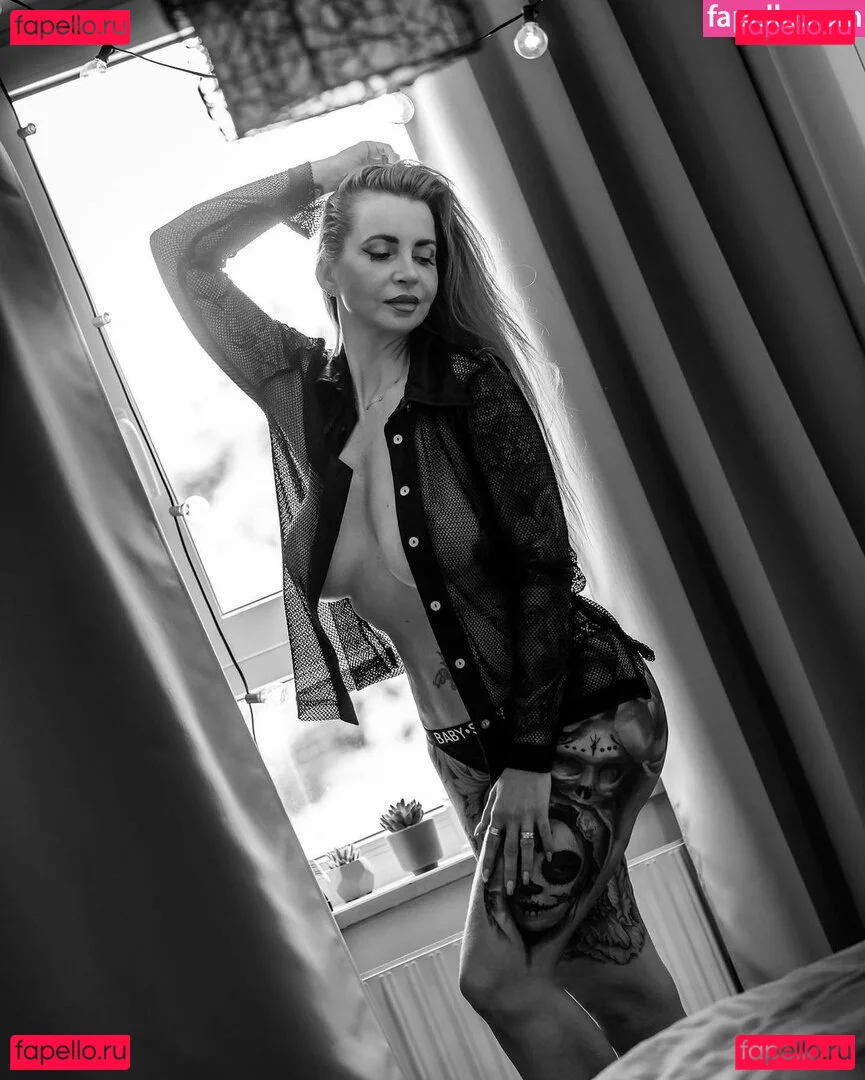 MayasWorld Onlyfans Photo Gallery 