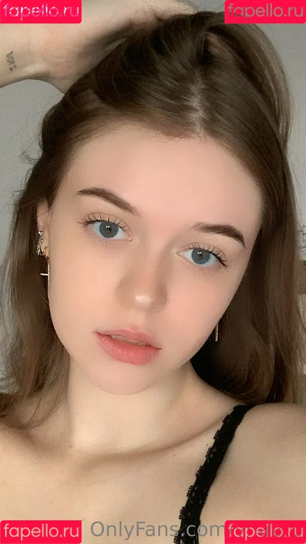 ynayrp Onlyfans Photo Gallery 