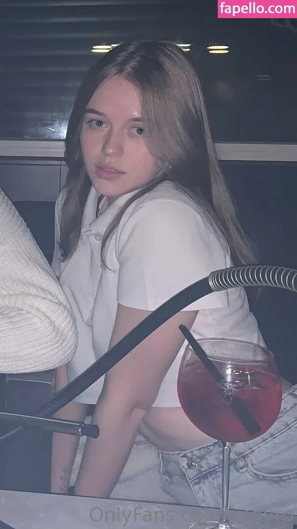 ynayrp Onlyfans Photo Gallery 