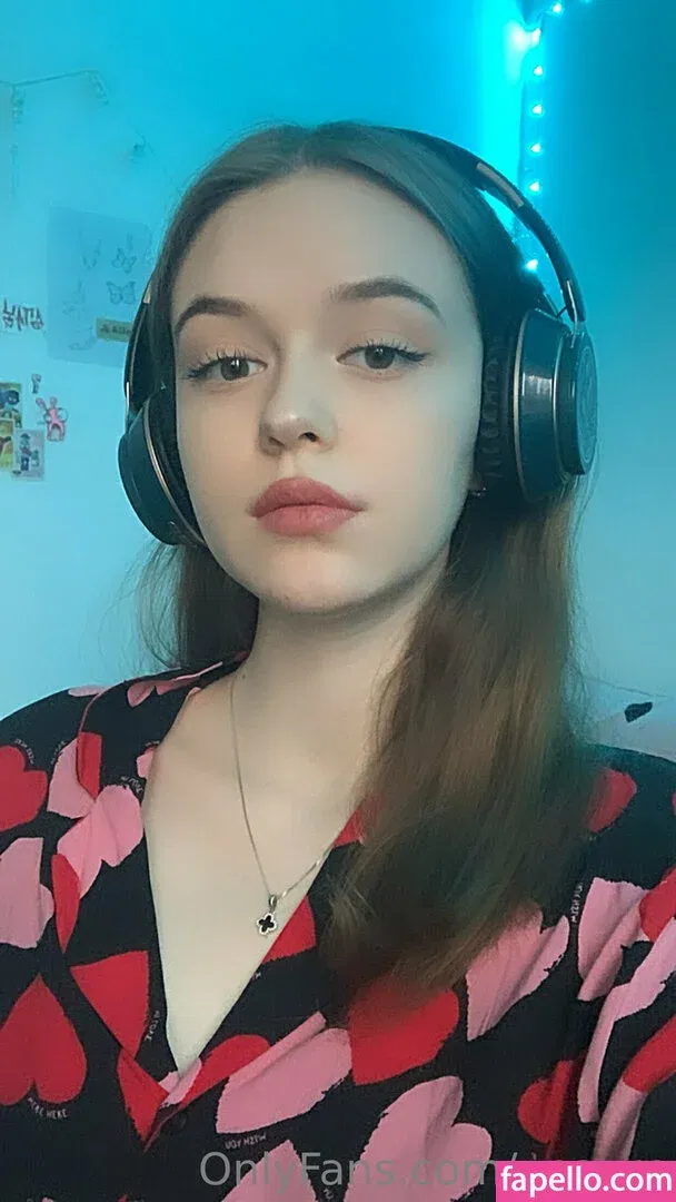 ynayrp Onlyfans Photo Gallery 