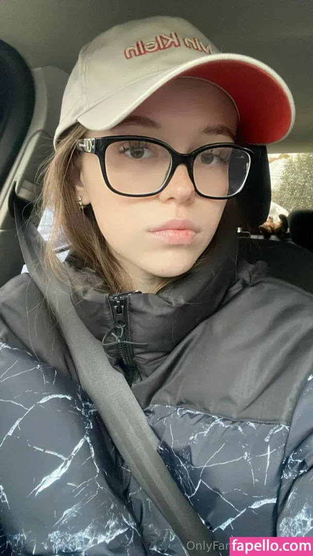 ynayrp Onlyfans Photo Gallery 