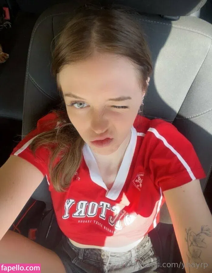 ynayrp Onlyfans Photo Gallery 