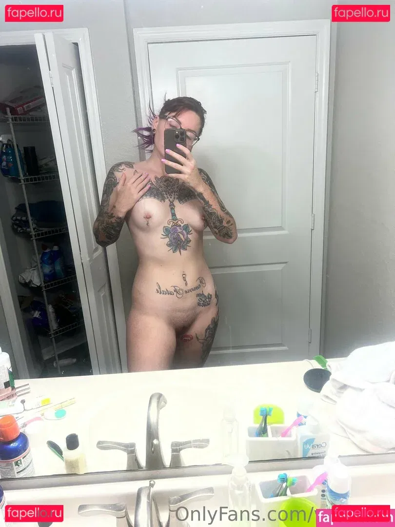 v_vanity Onlyfans Photo Gallery 