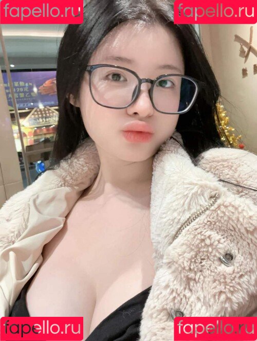 CocoPie Onlyfans Photo Gallery 