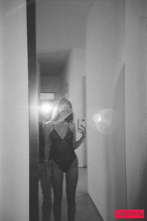 Ella Grossman Nude Onlyfans Photo 16