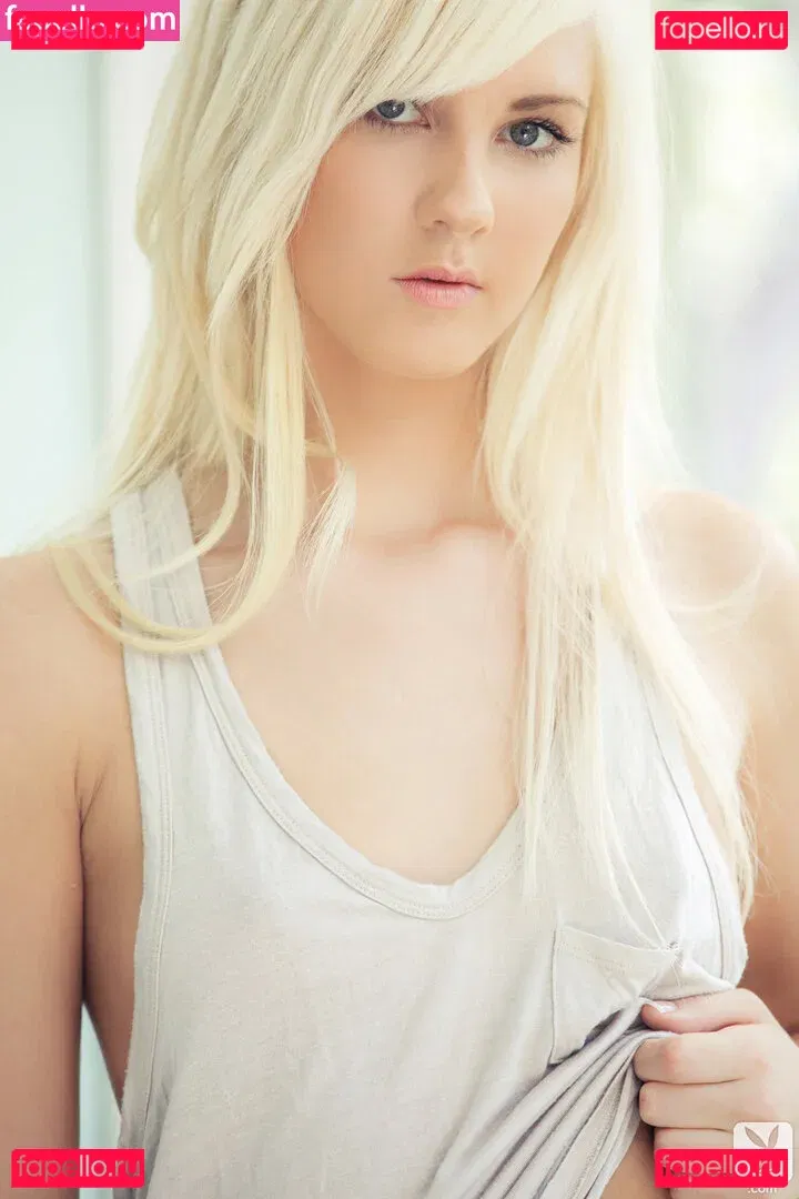 Holly Jean Onlyfans Photo Gallery 