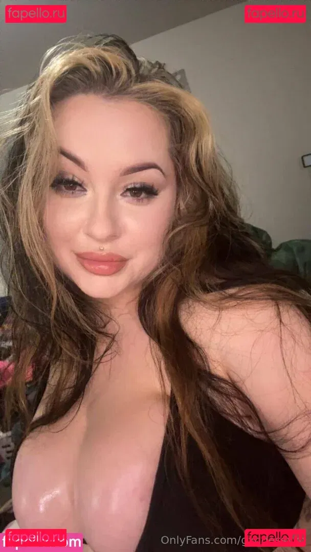 gxddessxxo Onlyfans Photo Gallery 