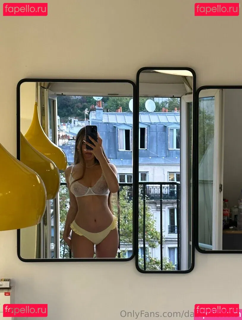 daria.nkaaaa Onlyfans Photo Gallery 