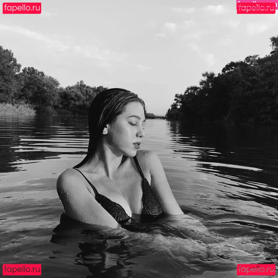 daria.nkaaaa Onlyfans Photo Gallery 